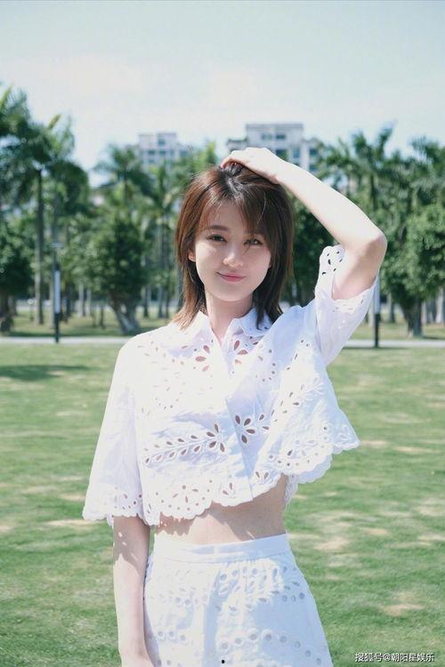 娱乐吃瓜妹闫妮小说免费阅读,娱乐圈的瓜田秘事，免费阅读大揭秘